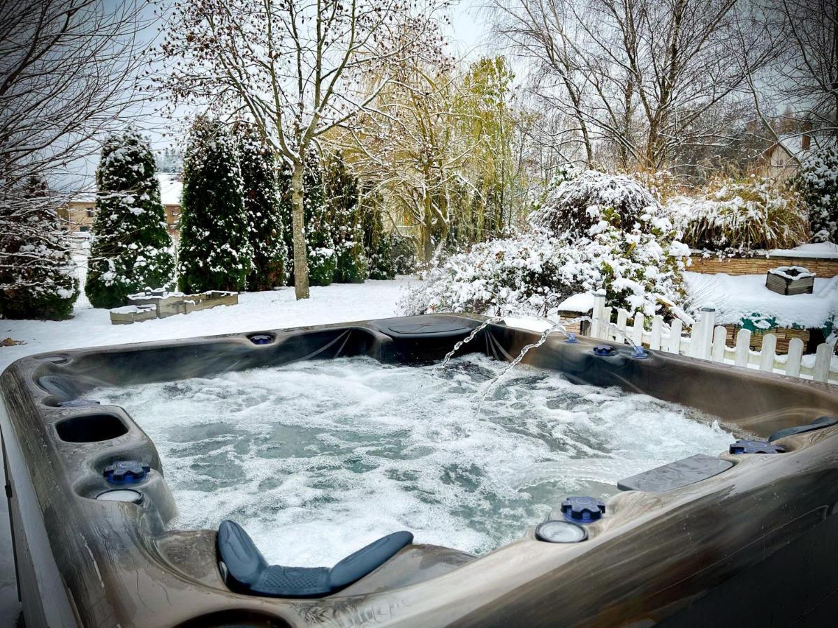Villa 200M2 Avec Piscine Chauffee & Spa & Sauna & Kota-Grill Laval-sur-Vologne Exterior photo